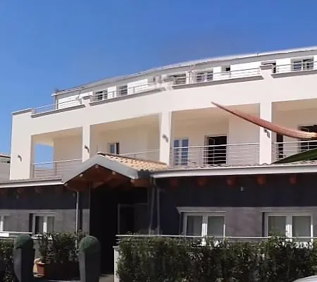 Idueleoni Mhotel Hotel 2*